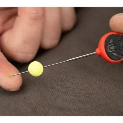 Avid Carp Aiguille Gated Needle