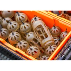 Cage Feeder Guru X-Change Window Feeder Caged