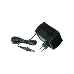 Plastimo Chargeur De Batterie 23V Avec Prise