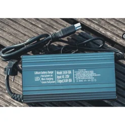 Voltacase Chargeur Lithium Lifepo4 14.6V 3A Pour Valise 15Ah/21Ah/28Ah
