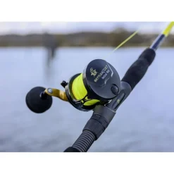 Moulinet Casting Black Cat Battle Cat Vertical