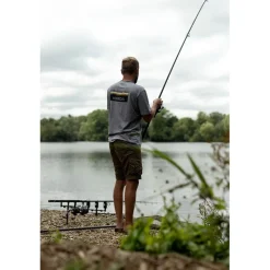 Tee Shirt Manches Courtes Homme Korda Lakebed - Gris
